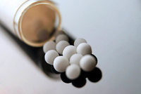 Gesundheitspolitiker kritisieren Kostenübernahme von Homöopathie Gesundheitspolitiker kritisieren Kostenübernahme von Homöopathie