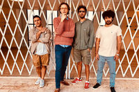 Der norwegische Sänger Erlend Øye kommt mit seiner Band La Comitiva nach Freiburg Der norwegische Sänger Erlend Øye kommt mit seiner Band La Comitiva nach Freiburg