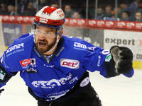 Marc El-Sayed: "Eishockey hat nichts mit Zärtlichkeit zu tun" Marc El-Sayed: "Eishockey hat nichts mit Zärtlichkeit zu tun"