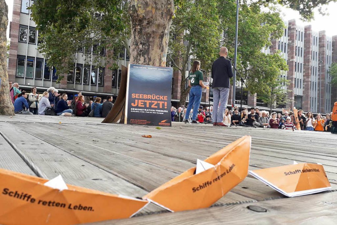 &#8222;Schiffe retten Leben&#8220; ist das Motto des Bündnisses Seebrücke. | Foto: Fabian Vögtle
