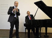 Musikalische Zeitreise mit dem Duo Jan Di in Lahr Musikalische Zeitreise mit dem Duo Jan Di in Lahr