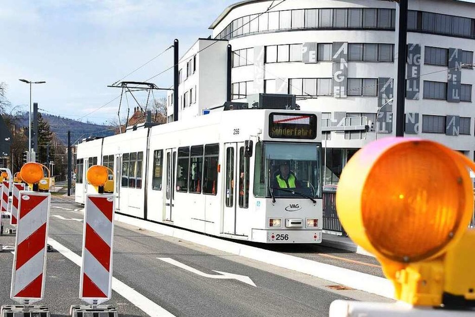 Testfahrt für die Rottecktram<?ZP?> (Foto: Rita Eggstein) Testfahrt für die Rottecktram<?ZP?> (Foto: Rita Eggstein)