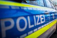 Steinen: Rollerfahrer fährt einem BMW ins Heck und dann davon Steinen: Rollerfahrer fährt einem BMW ins Heck und dann davon