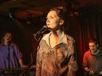 Fotos: Das Konzert von Die Heiterkeit und Hans Unstern im Slow Club Fotos: Das Konzert von Die Heiterkeit und Hans Unstern im Slow Club