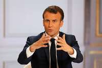 Frankreichs Staatschef Macron verspricht Steuersenkungen Frankreichs Staatschef Macron verspricht Steuersenkungen