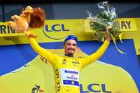 Julian Alaphilippe gewinnt die dritte Etappe der Tour de France Julian Alaphilippe gewinnt die dritte Etappe der Tour de France
