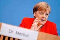 Merkel verurteilt Trumps Attacken gegen Demokratinnen Merkel verurteilt Trumps Attacken gegen Demokratinnen