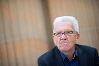 Vieles spricht dafür, dass Winfried Kretschmann noch mal als Ministerpräsident antritt Vieles spricht dafür, dass Winfried Kretschmann noch mal als Ministerpräsident antritt