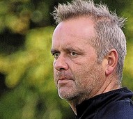FUSSBALL KOMPAKT FUSSBALL KOMPAKT