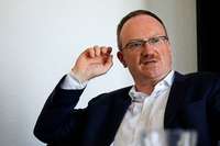 Wirtschaftsweiser Lars Feld: "Den Kommunen im Osten geht es besser als im Westen Wirtschaftsweiser Lars Feld: "Den Kommunen im Osten geht es besser als im Westen
