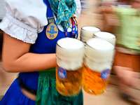 Fotos: "O’zapft is!" – Oktoberfest in München eröffnet Fotos: "O’zapft is!" – Oktoberfest in München eröffnet
