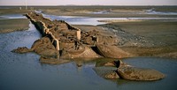 Hamburg liegt nicht nur an der Elbe Hamburg liegt nicht nur an der Elbe