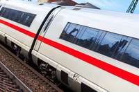 ICE-Fahrgast mit Reiseziel Freiburg droht Kontrolleur – Polizei findet Fleischerbeil ICE-Fahrgast mit Reiseziel Freiburg droht Kontrolleur – Polizei findet Fleischerbeil
