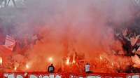 Streich ist zu Recht genervt von den Freiburger Feuerwerk-Fans Streich ist zu Recht genervt von den Freiburger Feuerwerk-Fans