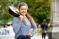 Amelie Jenzer: Die Mandoline ist einfach ihr Ding Amelie Jenzer: Die Mandoline ist einfach ihr Ding