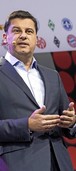Der Fußball-Schulterschluss in der Not Der Fußball-Schulterschluss in der Not