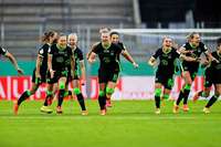 Seriensieger VfL Wolfsburg muss gegen die SGS Essen im Pokalfinale alles geben Seriensieger VfL Wolfsburg muss gegen die SGS Essen im Pokalfinale alles geben