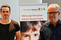"Melde dich" – der SC Freiburg unterstützt den Kampf gegen sexuellen Missbrauch "Melde dich" – der SC Freiburg unterstützt den Kampf gegen sexuellen Missbrauch