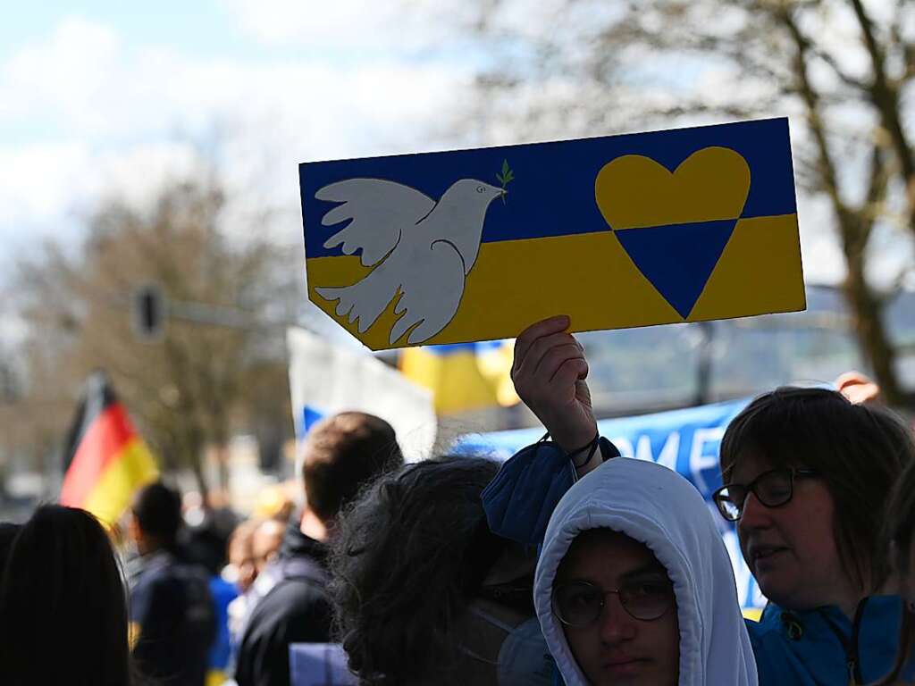 Fotos Prorussischer Autokorso Und Gegendemos In L Rrach L Rrach