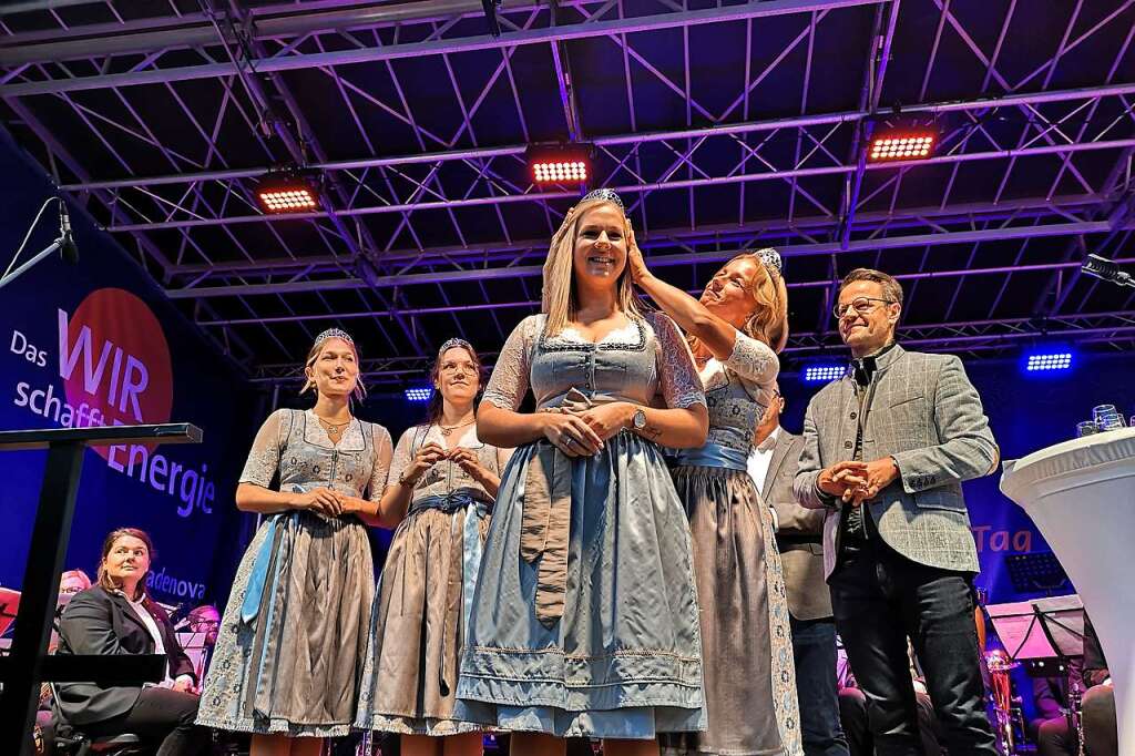 Das Ortenauer Weinfest In Offenburg Startet Mit Der Kr Nung Von Alisa