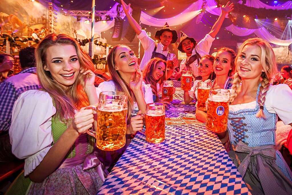 Schnuppern Sie Wiesn Atmosph Re Beim Oktoberfest Im Europa Park Bz