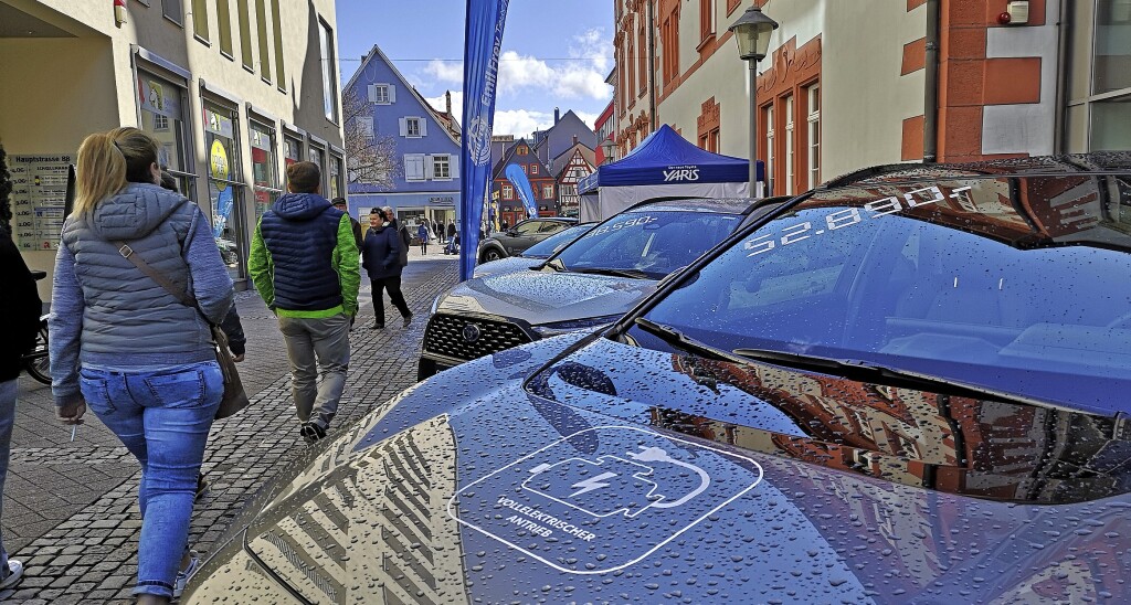 Autosalon Beim Verkaufsoffenen Sonntag Offenburg Badische Zeitung