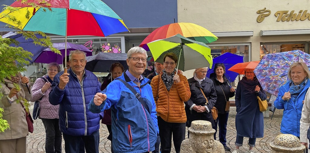 Brunnenführung bei strömendem Regen Bad Säckingen Badische Zeitung