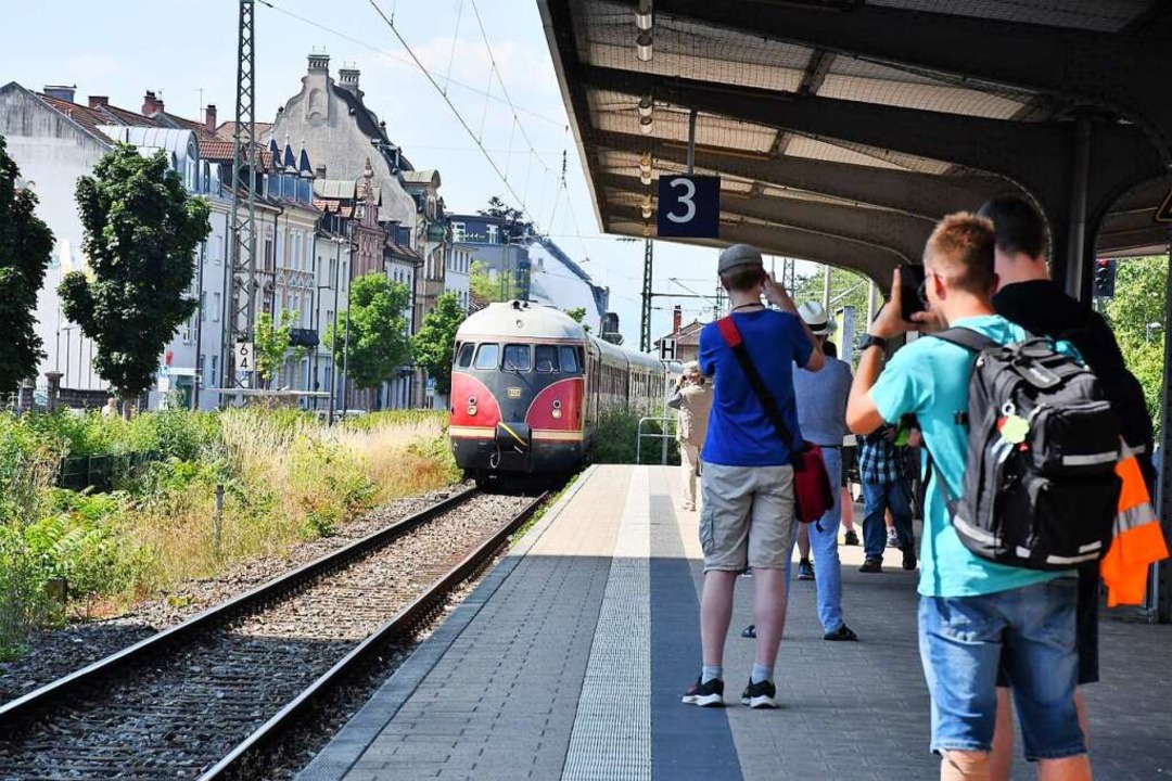 S Bahn Ist Grundstein Grenz Berschreitender Mobilit T Im Landkreis