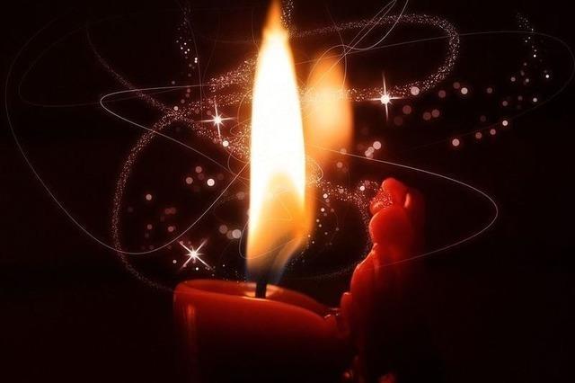 Weihnachtslesung im Wallgraben Theater