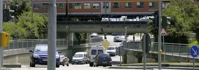 Lrmknoten: Die B-3-Unterfhrung am n... des Eisenbahnbundesamts fehlen noch.   | Foto: marius alexander