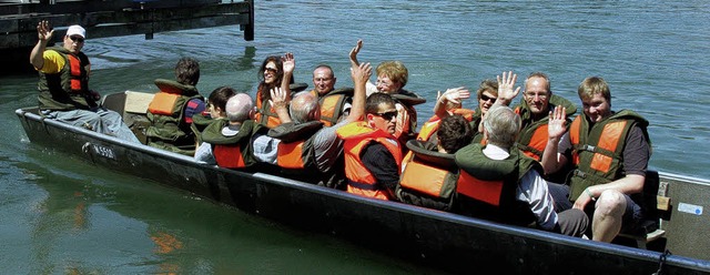 Zusammen mit den Pontonieren aus Laufe... auf Entdeckungsreise auf dem Rhein.    | Foto: Charlotte Frse