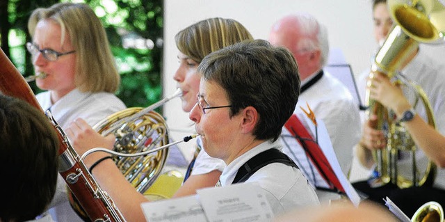 Matinee im Rosenfelspark: Musiker des Verbandsjugendorchesters   | Foto: Barbara Ruda