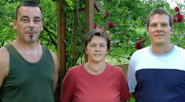 Der neu gegndete Kleingartenverein En...der Martin Busch (von links) gefhrt.   | Foto: Privat