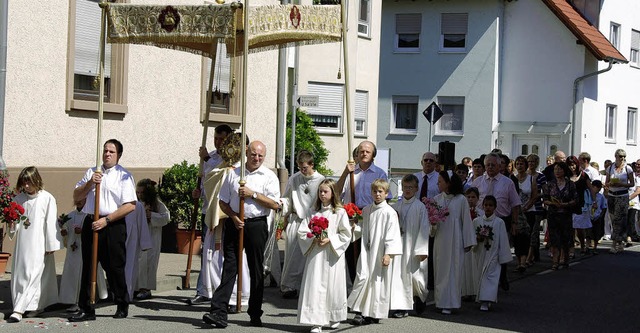 Bei strahlendem Sonnenschein feierte Forchheim am Sonntag Patrozinium.   | Foto: Roland Vitt