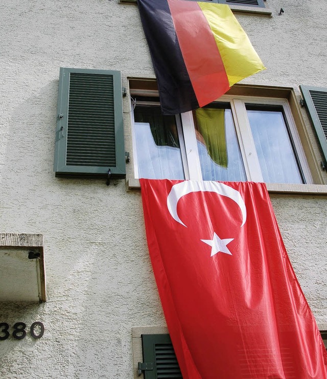 Deutschland oder die Trkei: In Friedl...Fans beider Teams dicht beieinander.    | Foto: jochen fillisch