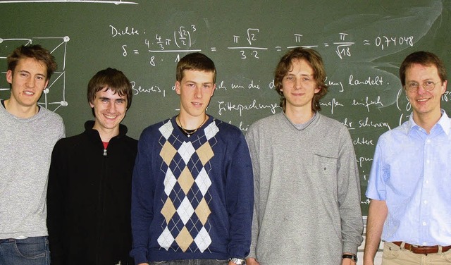 Pfiffige Kpfe: Das Bild zeigt (von li...(Mathematiklehrer am THG Schopfheim).   | Foto: privat