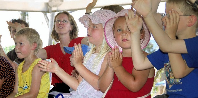 Wer gekommen war hatte seine Freude: Kinderkonzert beim Zeltfestival.   | Foto: julia jacob