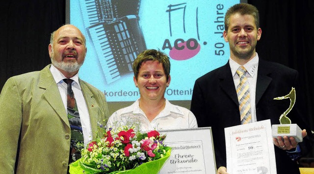 <Bildtext>Manfred Stiegeler (links) un... Oberle zum Ehrenmitglied. </Bildtext>  | Foto: Wolfgang knstle