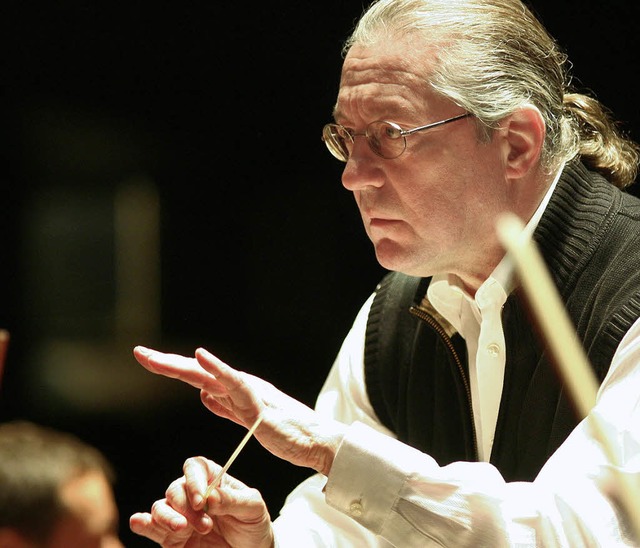 Der Jubilar: SWR-Chefdirigent Sylvain Cambreling  | Foto: SWR/Lamparter