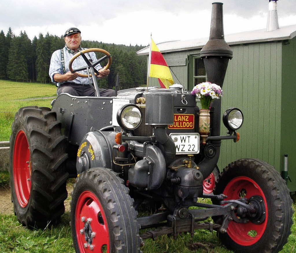 Alte Traktoren bestaunt - Lenzkirch - Badische Zeitung