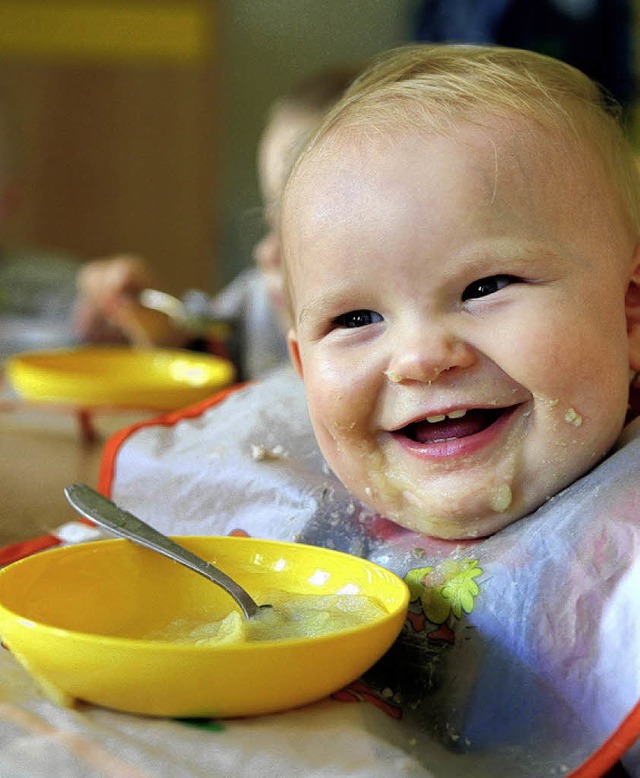 Auch fr die ganz Kleinen soll es bald...en drei Hohberger Kindergrten geben.   | Foto: dpa