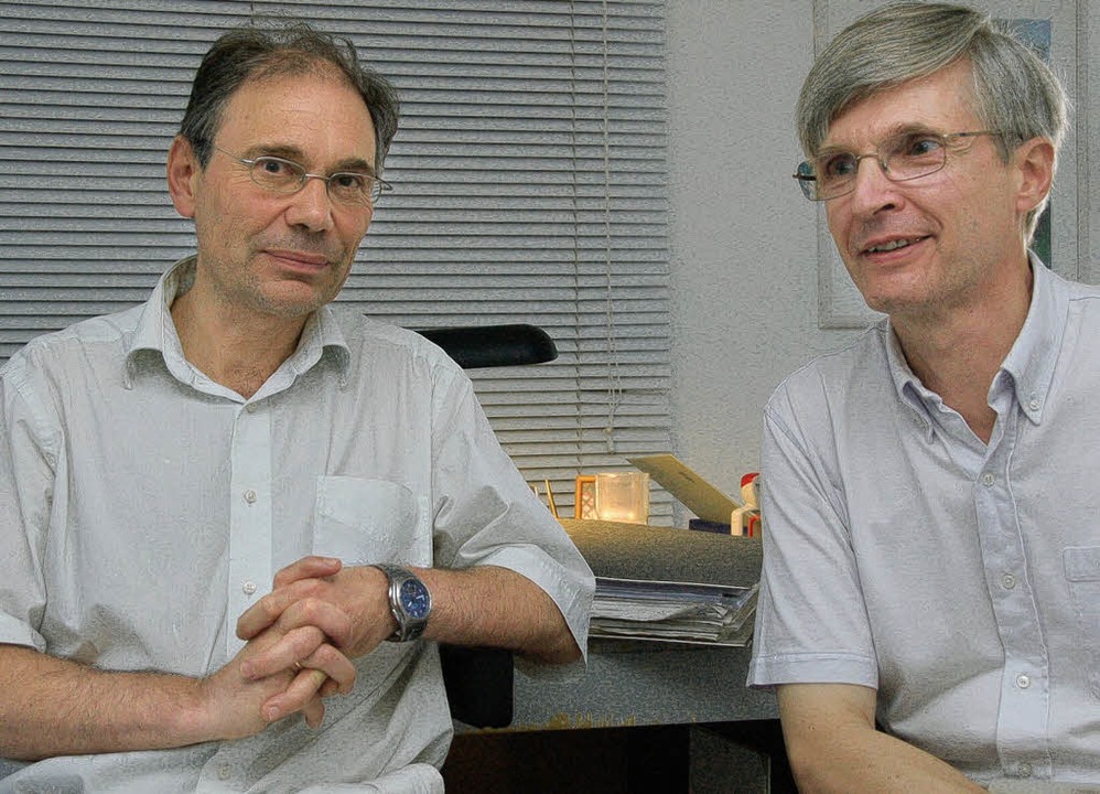 Die Fachärzte Dirk Schaffert (links) u...denverkehrsabgabe nicht einverstanden.  | Foto: MArkus Donner