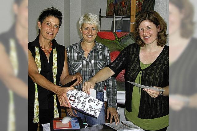 Drei Frauen, ein Atelier mit Galerie