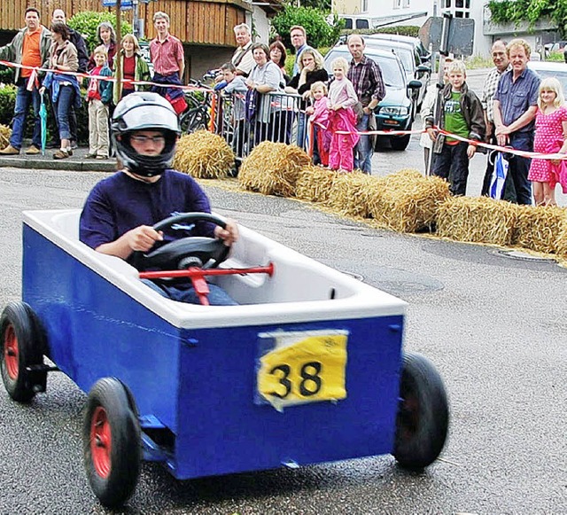 Highlight beim Sommerfest: das Seifenkistenrennen  | Foto: em