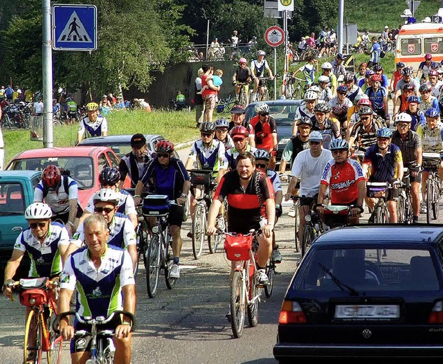 Tausende Freizeitradler erfahren mit d...#8211; und stoppen auch in Hfingen.    | Foto: SK