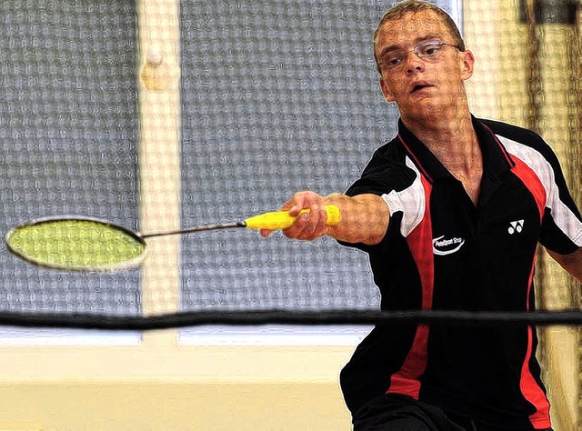 Roman Krzystyniak gewann mit der TSG S...en Bezirkspokal der Badmintonspieler.   | Foto: meinrad schn
