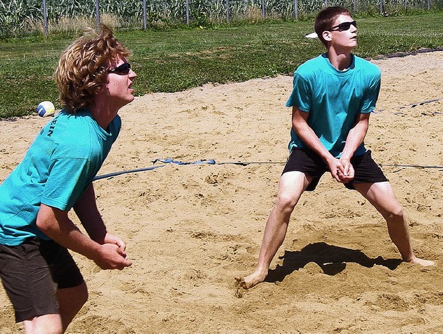Christian Merz und  Sebastian Poltier beim  Beach-Volleyball   | Foto: Privat