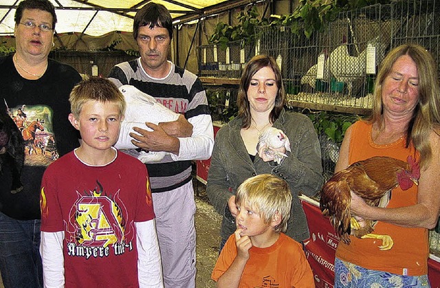 Die Zchter mit ihren ausgezeichneten Jungtieren    | Foto: Baum