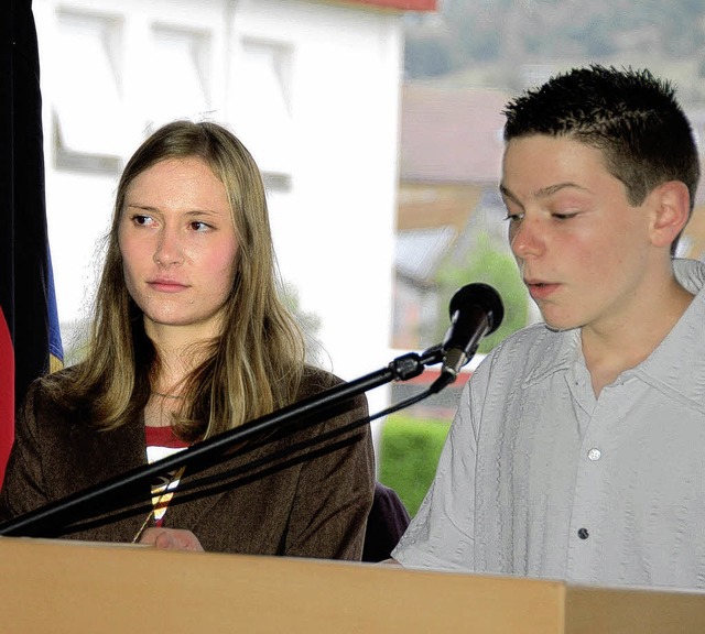 Tanja Schmiedl und Clemont Raueiser ve...melage zwischen Steinen und Cornimont. 