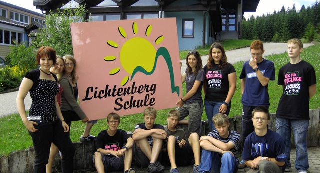 Die Abschlussklasse schenkte der Licht...schule in Eisenbach ein eigenes Logo.   | Foto: Privat
